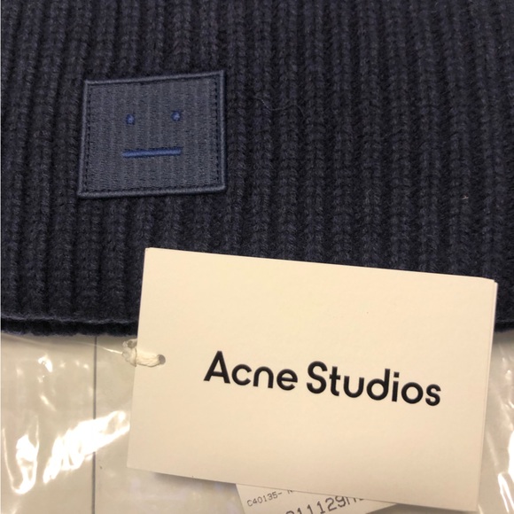 Acne Studios navy Pansy beanie - Picture 2 of 3